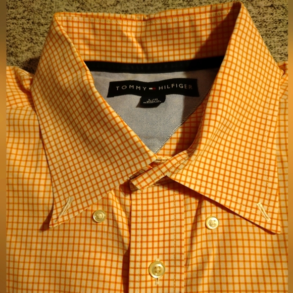 Tommy hilfiger shirt - Picture 1 of 8